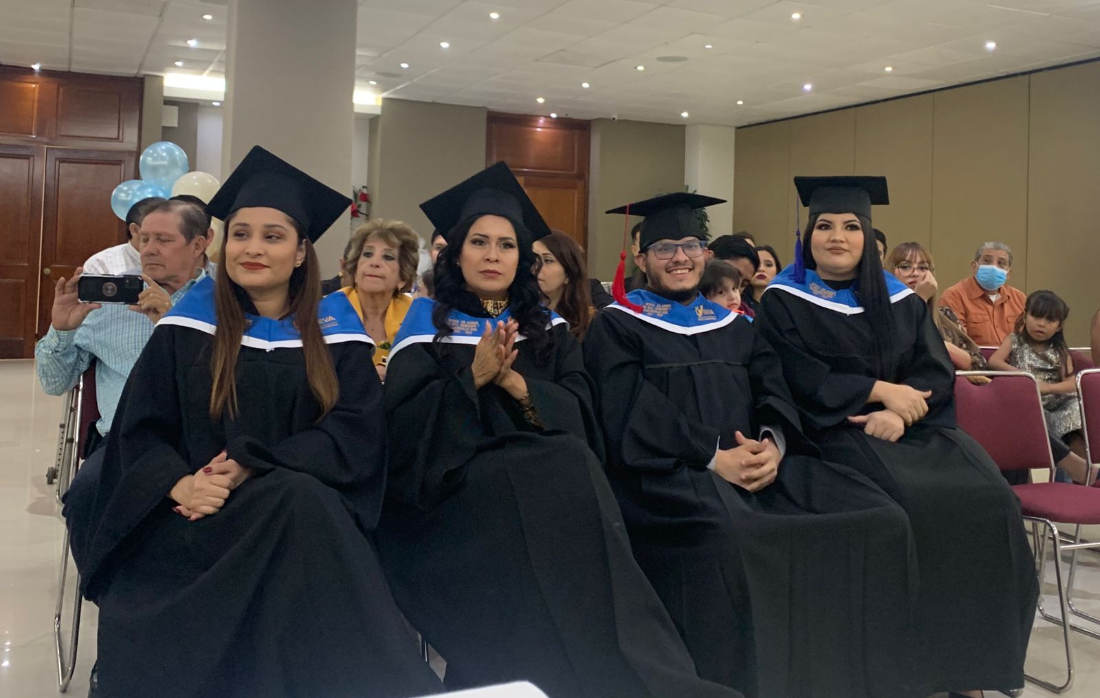 LICENCIATURA & MAESTRÍAS